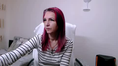 EvadesireONE online show from 04/03/26, 03:32