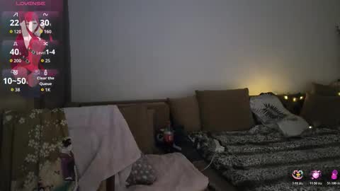 Eva online show from 11/04/25, 01:21