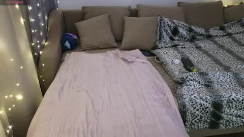 Eva online show from 11/15/25, 03:52