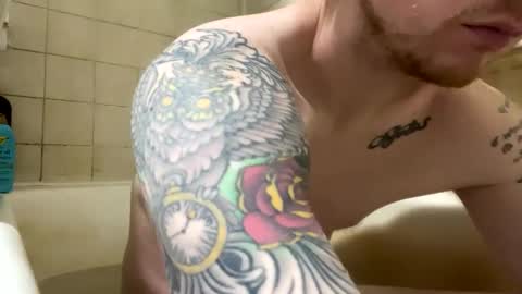 Snapshot of evageniex chatting on 10/09/25, 02:59 evageniex online show from 10/09/25, 02:59