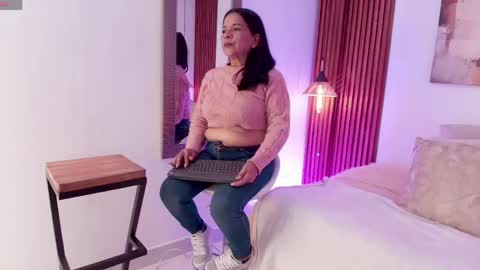 EVA GODDESS  online show from 05/22/26, 08:25
