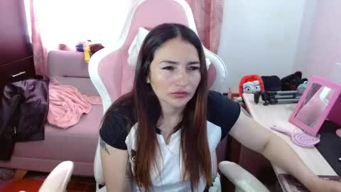 Eva online show from 09/15/25, 08:09