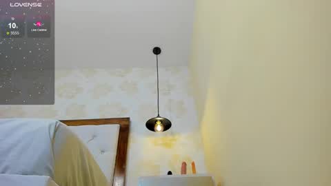 Snapshot of evagreco chatting on 02/18/25, 05:42 E V A online show from 02/18/25, 05:42