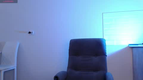 Eva online show from 03/24/26, 04:17