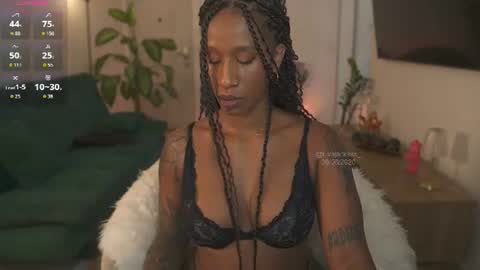 evajacksss_ online show from 06/30/26, 09:05