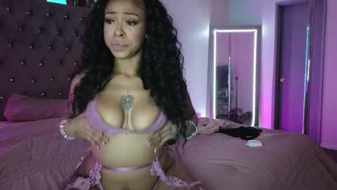 Eva online show from 11/14/25, 08:24