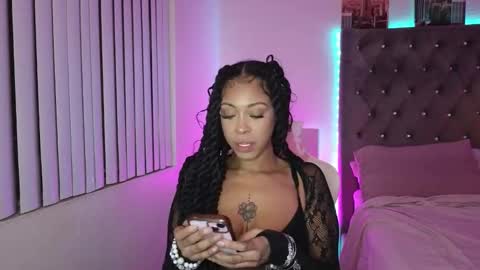 Eva online show from 11/21/25, 06:34