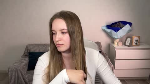 Eva online show from 09/14/25, 06:18