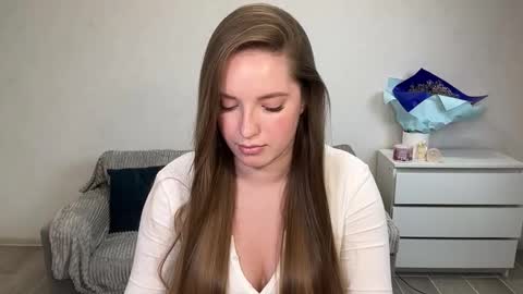 Snapshot of evajuly chatting on 02/07/26, 06:22 Eva online show from 02/07/26, 06:22