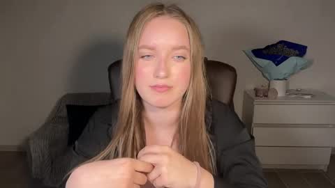 Eva online show from 04/21/26, 08:34