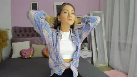 Eva online show from 03/07/25, 04:13