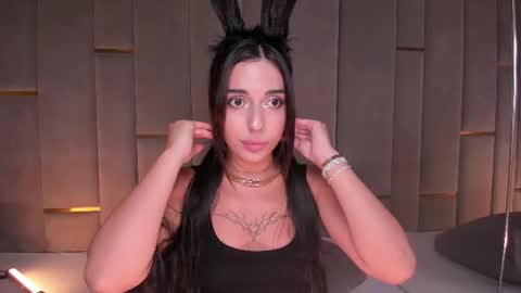 Snapshot of evalims chatting on 03/09/25, 10:30 EVA online show from 03/09/25, 10:30