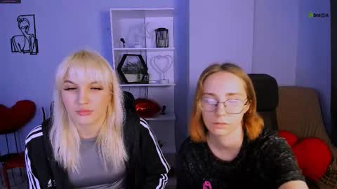 evalora online show from 11/23/25, 08:08