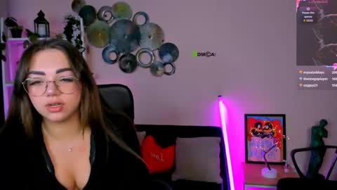 evalora online show from 04/23/26, 07:27