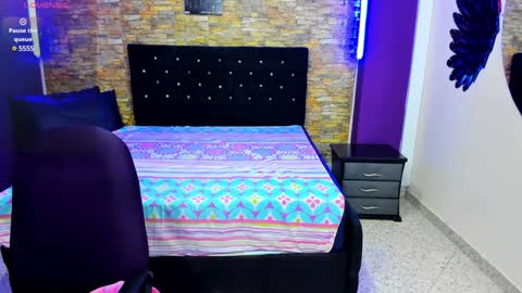 Eva online show from 12/28/24, 01:17