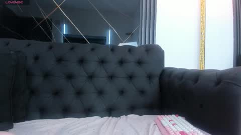 Eva online show from 10/29/25, 02:19