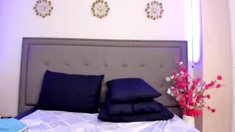 Eva online show from 04/18/26, 07:58