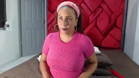 Snapshot of evamills1 chatting on 01/13/25, 07:21 Eva Mills online show from 01/13/25, 07:21