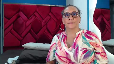 Snapshot of evamills1 chatting on 02/20/25, 07:52 Eva Mills online show from 02/20/25, 07:52