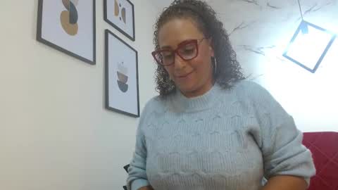 Snapshot of evamills1 chatting on 10/06/25, 09:23 Eva Mills online show from 10/06/25, 09:23