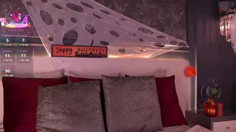 Eva Moretti online show from 10/27/25, 01:31