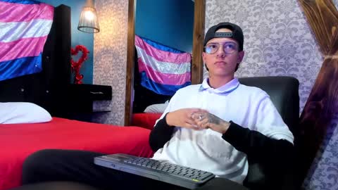 Evan Smitt online show from 01/07/25, 02:53