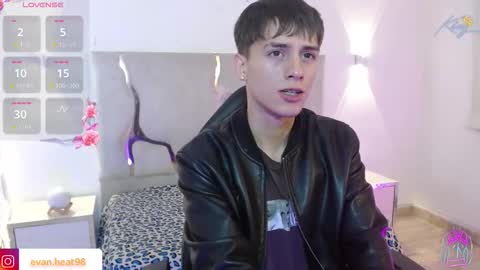 evan_tay online show from 02/16/26, 03:13