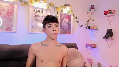 Evan voss  help me get 200 likesindependent model online show from 04/19/26, 08:22