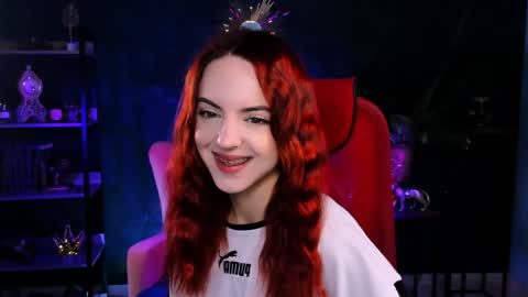 Eva  online show from 09/17/25, 09:44