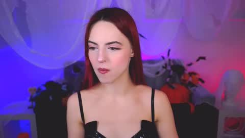 Eva  online show from 10/26/25, 09:26