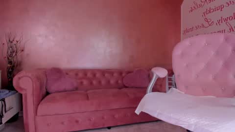 Snapshot of evanew_ chatting on 01/28/25, 09:50 Eva online show from 01/28/25, 09:50