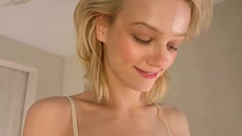 Snapshot of evangel111 chatting on 05/17/26, 02:57 evangel111 online show from 05/17/26, 02:57