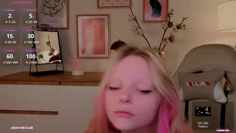 evangel1ne online show from 12/12/24, 09:51