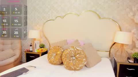 evangelin_ts online show from 11/19/25, 03:17