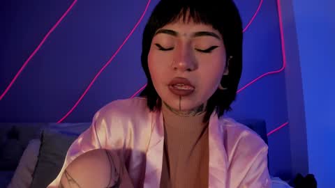 Eva online show from 12/23/24, 03:12