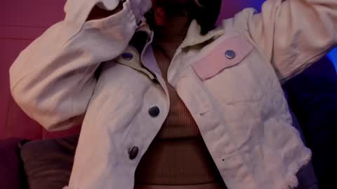 Eva online show from 02/05/25, 12:06