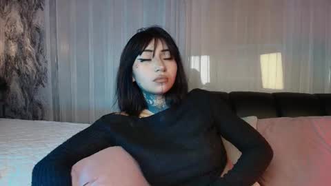 Eva online show from 12/05/25, 08:27