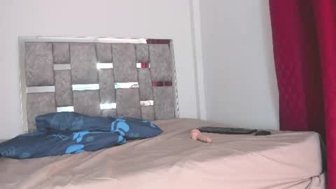 Snapshot of evangeline_char chatting on 07/04/26, 04:40 eva online show from 07/04/26, 04:40