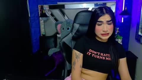 evangeline_star1 online show from 12/18/25, 12:44