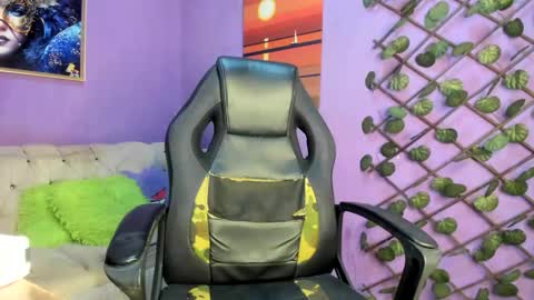 evangely online show from 11/23/25, 12:16