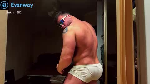 EvanHOTi online show from 02/24/26, 03:26