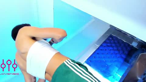 evanllelyne online show from 04/23/26, 12:15