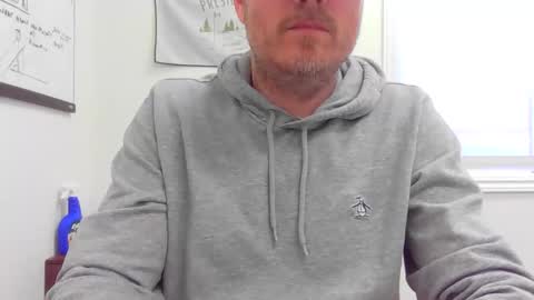 Snapshot of evans008 chatting on 04/22/26, 03:46 EvanS online show from 04/22/26, 03:46