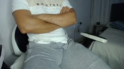 Evan online show from 01/03/25, 08:10