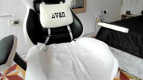 Evan online show from 03/08/25, 12:30