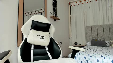 Evan online show from 11/03/25, 02:07