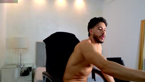 E V A N S online show from 03/24/26, 12:15