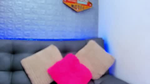 Evan and Susan online show from 09/10/25, 03:34