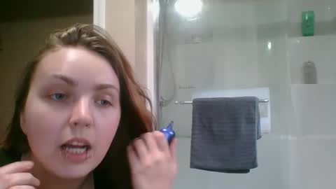 evanschris2048 online show from 03/11/25, 11:48