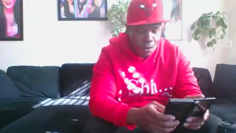 evanschris2048 online show from 10/29/25, 09:38